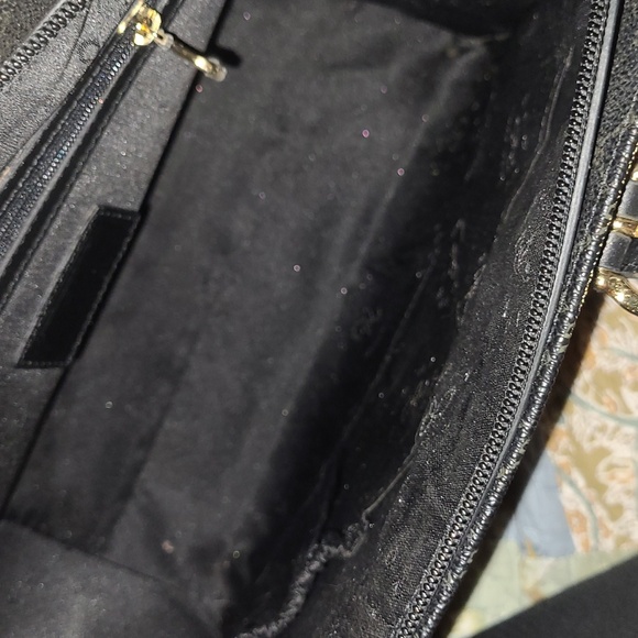 Rioni Black and Gold Patterned Bag. Italian Leather. No Callouts - Picture 8 of 9